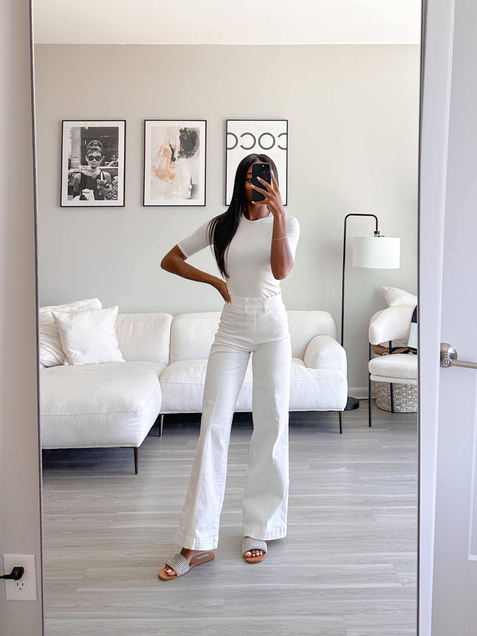 Love these white wide leg jeans! The fit is amazing! I’m wearing an XS! Use code: BRENNAXSPANX for $$ off! 

#LTKstyletip #LTKFind #LTKSeasonal