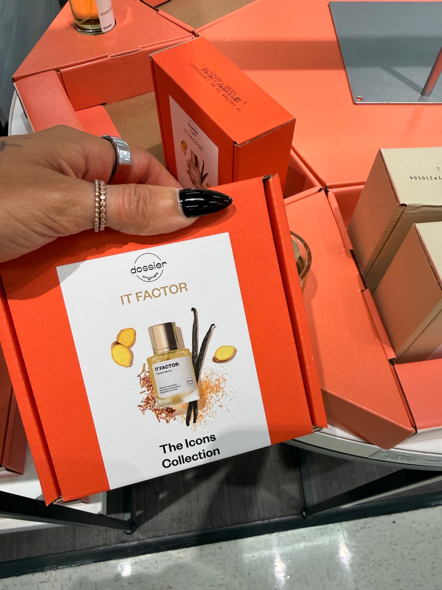 This scent is seriously THAT girl! I love dossier perfumes in general but this one? A must have for the perfume lover in your life 

#LTKHoliday #LTKFindsUnder50 #LTKGiftGuide