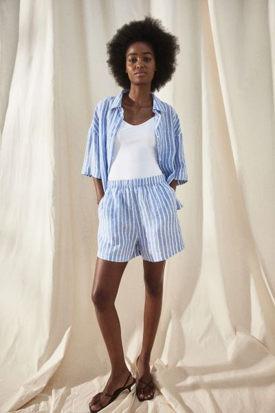 Linen Shirt - Short sleeve - Regular length - Blue/striped - Ladies | H&M US | H&M (US + CA)