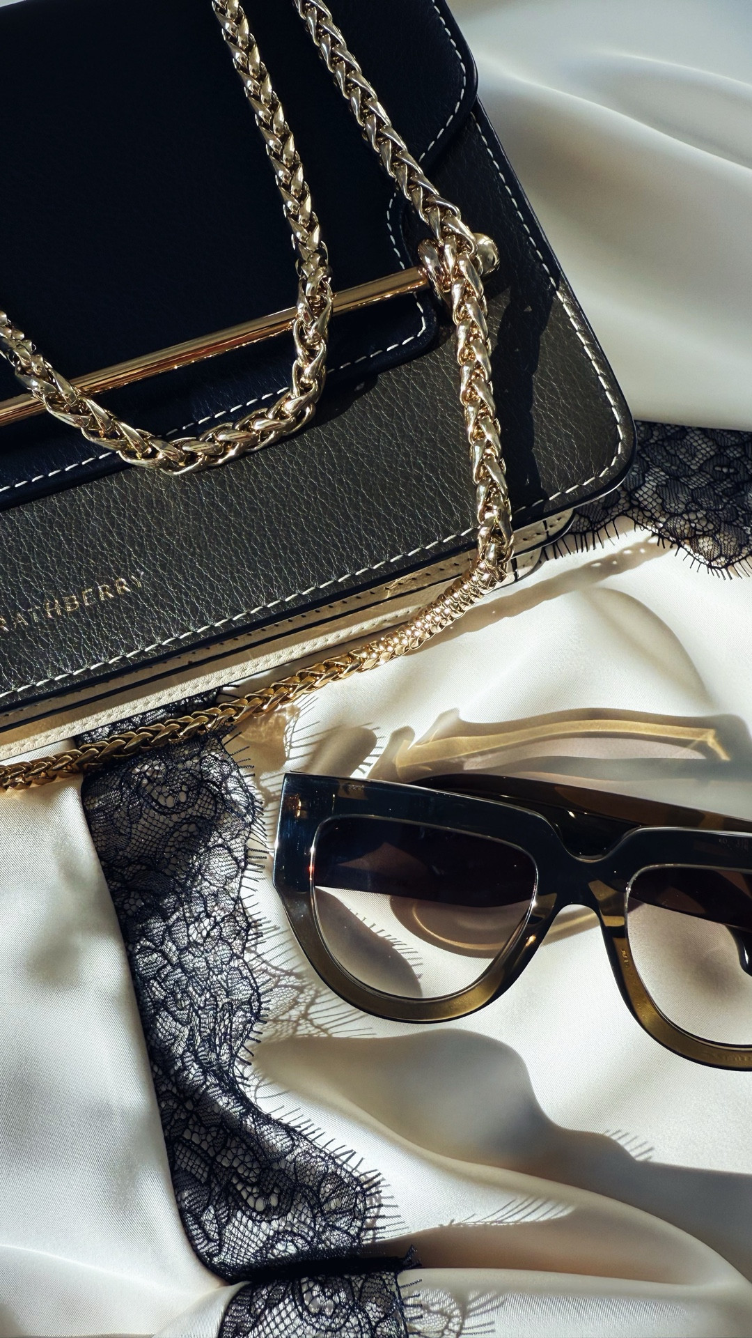 
Spring is just around the corner (or so I like to think) so I am already planning my summer capsules and taking advantage of sales on designer sunglasses, sandals and all that jazz. 
Sharing with you my new favorite Victoria Beckham sunglasses in pretty olive and linking other great finds!😎

#LTKSeasonal #LTKSaleAlert #LTKOver40