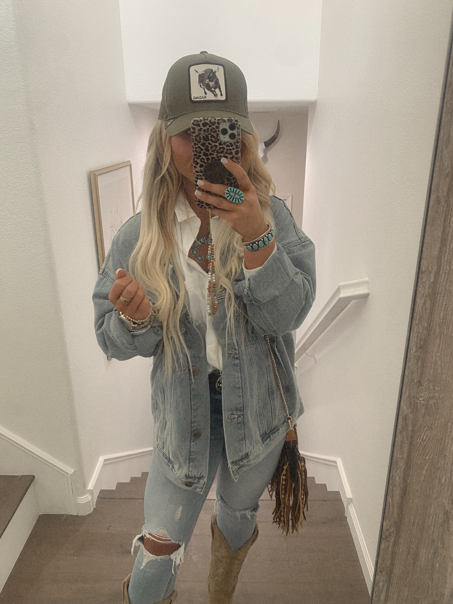 Jacket: Small
Button Up: Small
Jeans: 2
Boots: 6.5

Western boot styling, rodeo style, PBR outfits, trucker hat

#LTKstyletip