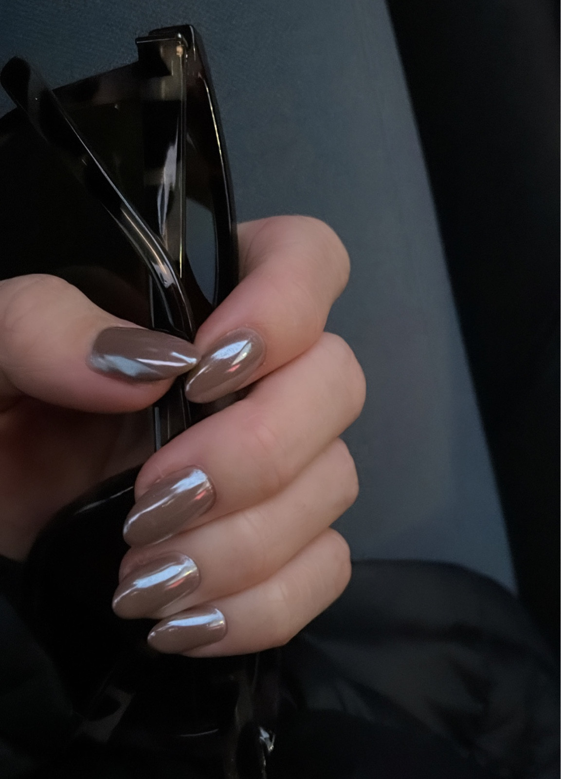 Glazed Donut Nails
Brown gel with white chrome on top! 🍩 This color is gorgeous. I do hard gel builder & almond shape. 

Fall nails, fall nail color, winter nails, winter nail color, neutral nails, neutral nail color, brown nails, brown gel Polish, fall gel colors, chocolate glazed donut nails, chrome nails, holiday nails, gel color, OPI gel color, OPI nails, almond nails, brown nails, glazed nails, glazed donut nails, hailey Bieber nails, nail ideas, nail inspo, nails of the day, nail trends, almond nails, gel nails

#LTKbeauty #LTKSeasonal #LTKHoliday