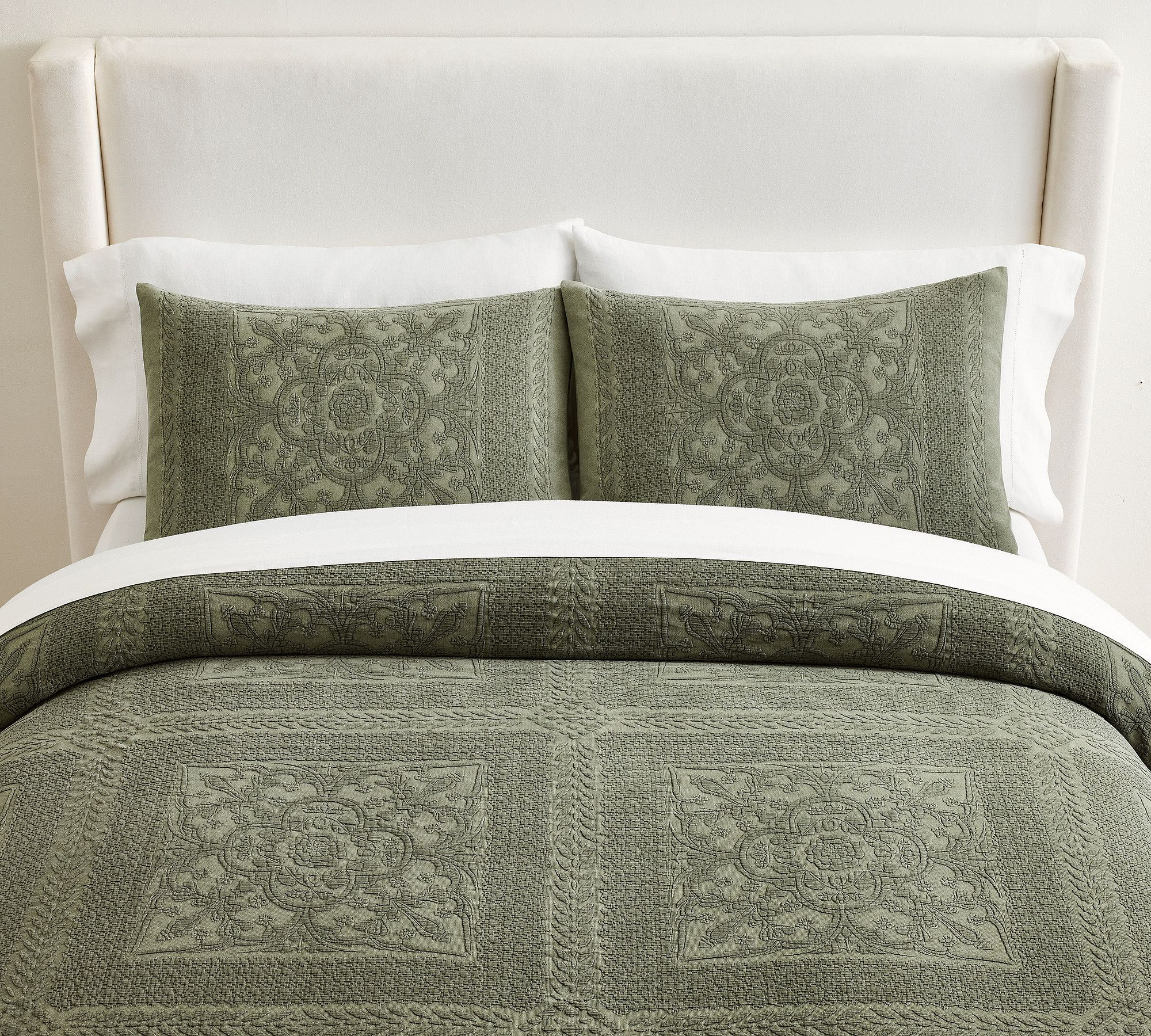 Medallion Matelasse Duvet Cover | Pottery Barn (US)