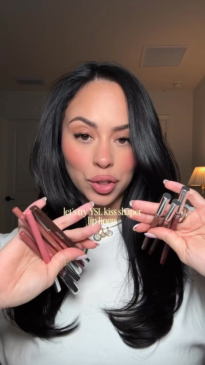 swatching the new @yslbeauty Beauty lip liners 🫦
—
shades used 

Lip liners : 109, 106, 107