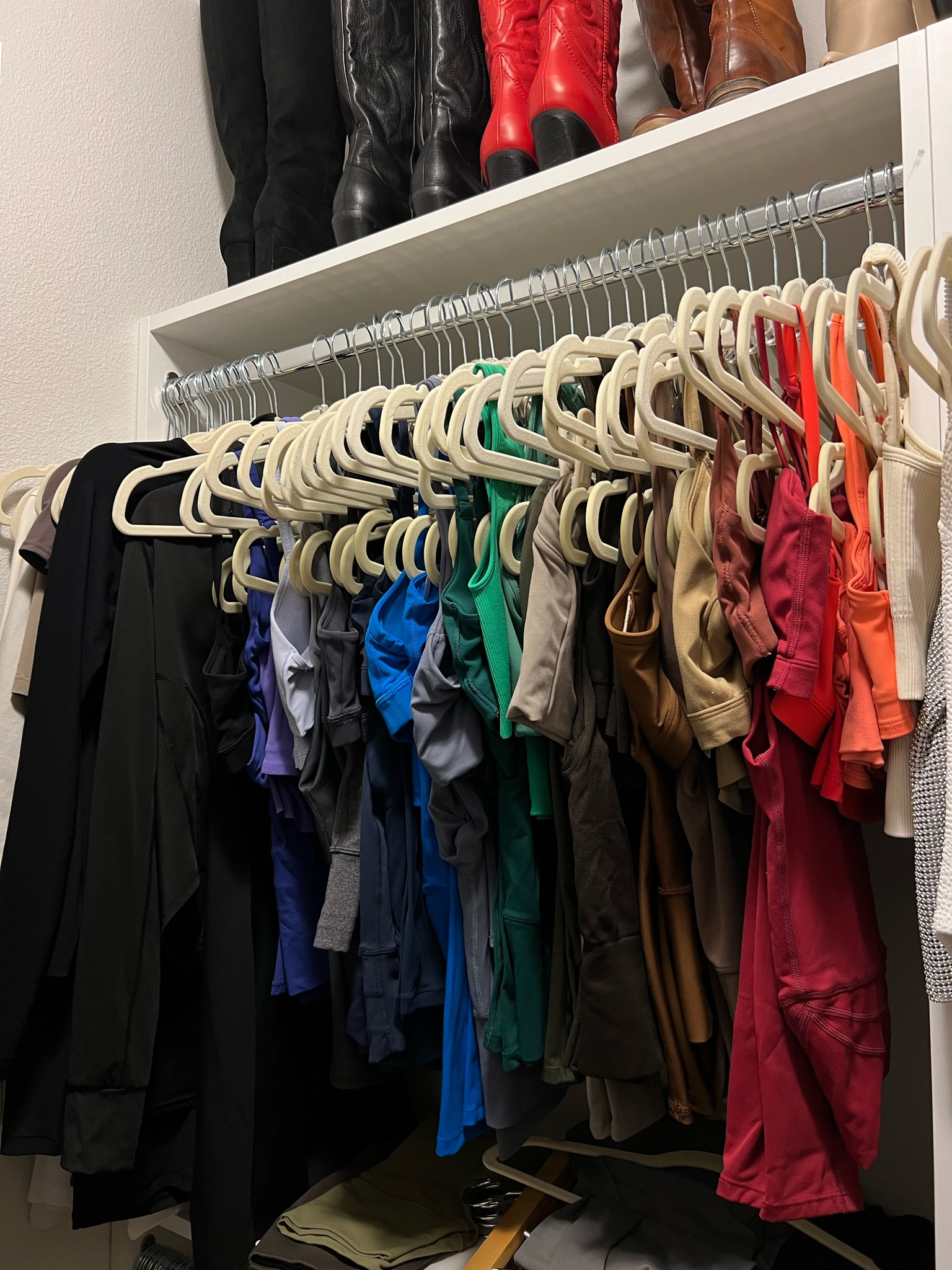 closet organization things!!!!