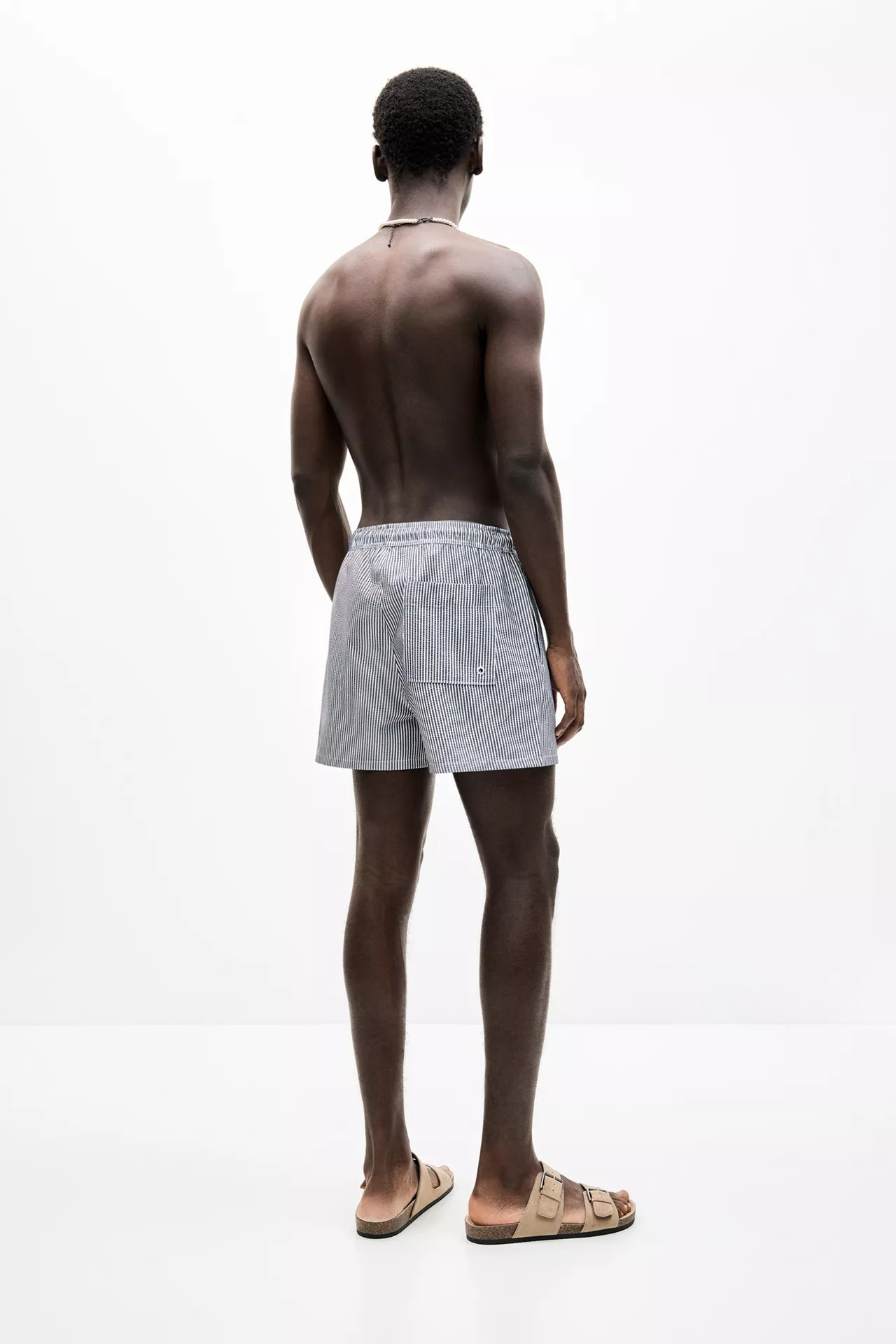 Seersucker stripe swimming trunks | PULL and BEAR UK