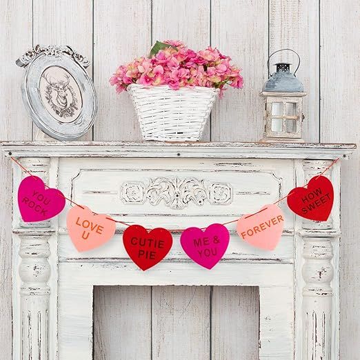 Whaline Valentine's Day Felt Heart Garland Banner for Indoor Outdoor Wedding Engagement Anniversa... | Amazon (US)