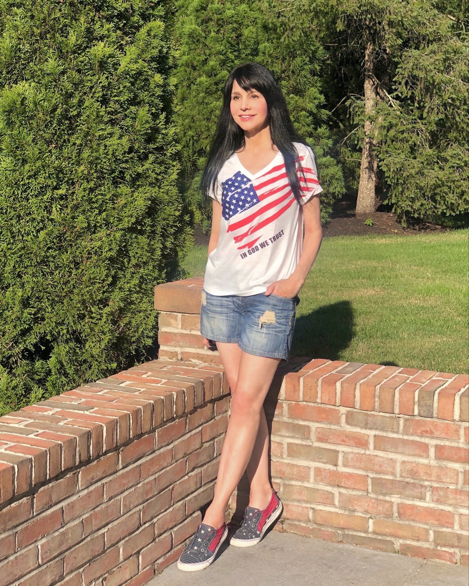 Happy July!
Starting the month off with two comfy, patriotic outfits for all of the fun celebrations and summer activities ahead!