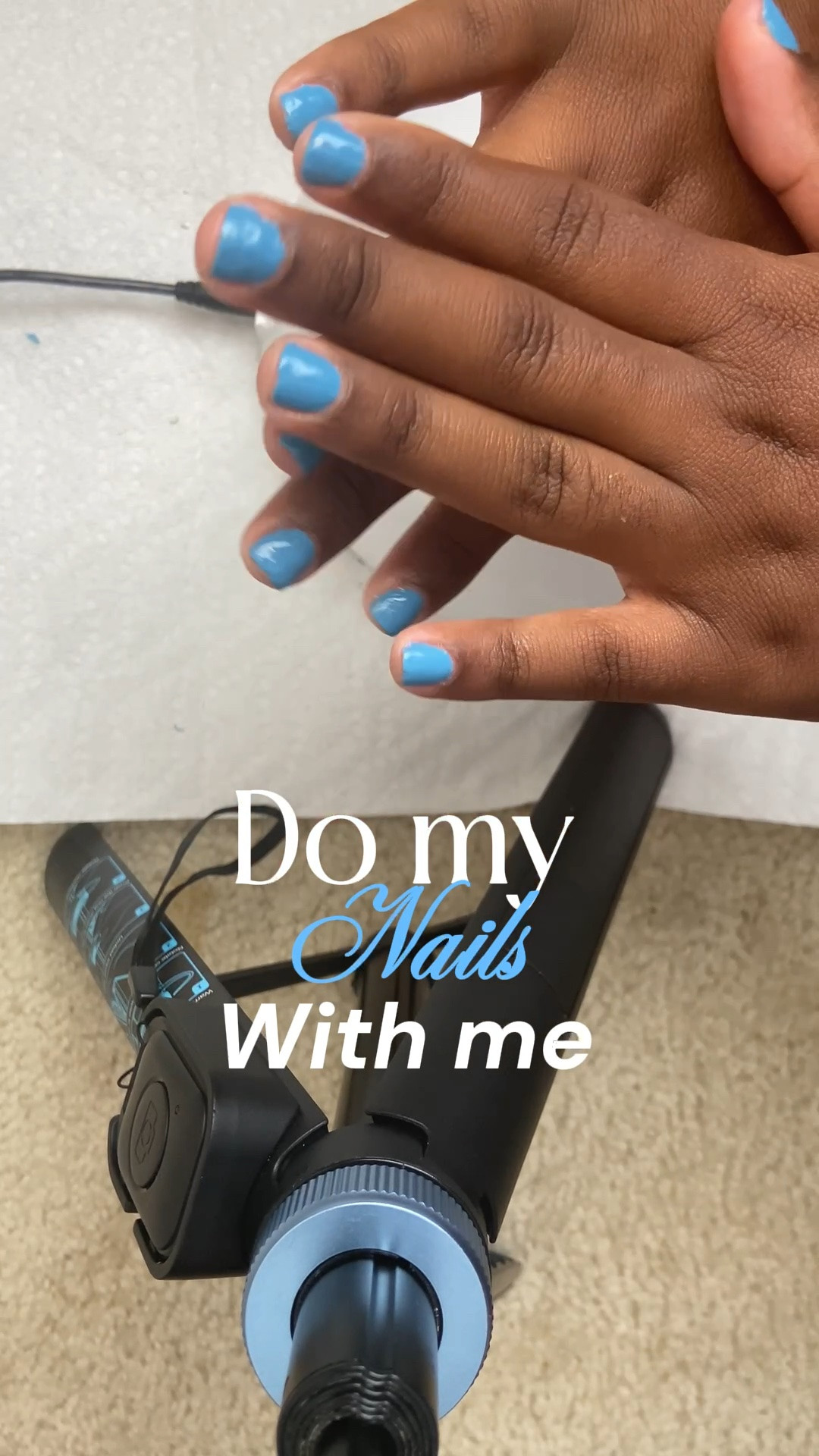 Salon nails at home just hit different 💙 This blue is the PERFECT Memorial Day shade 🇺🇸✨