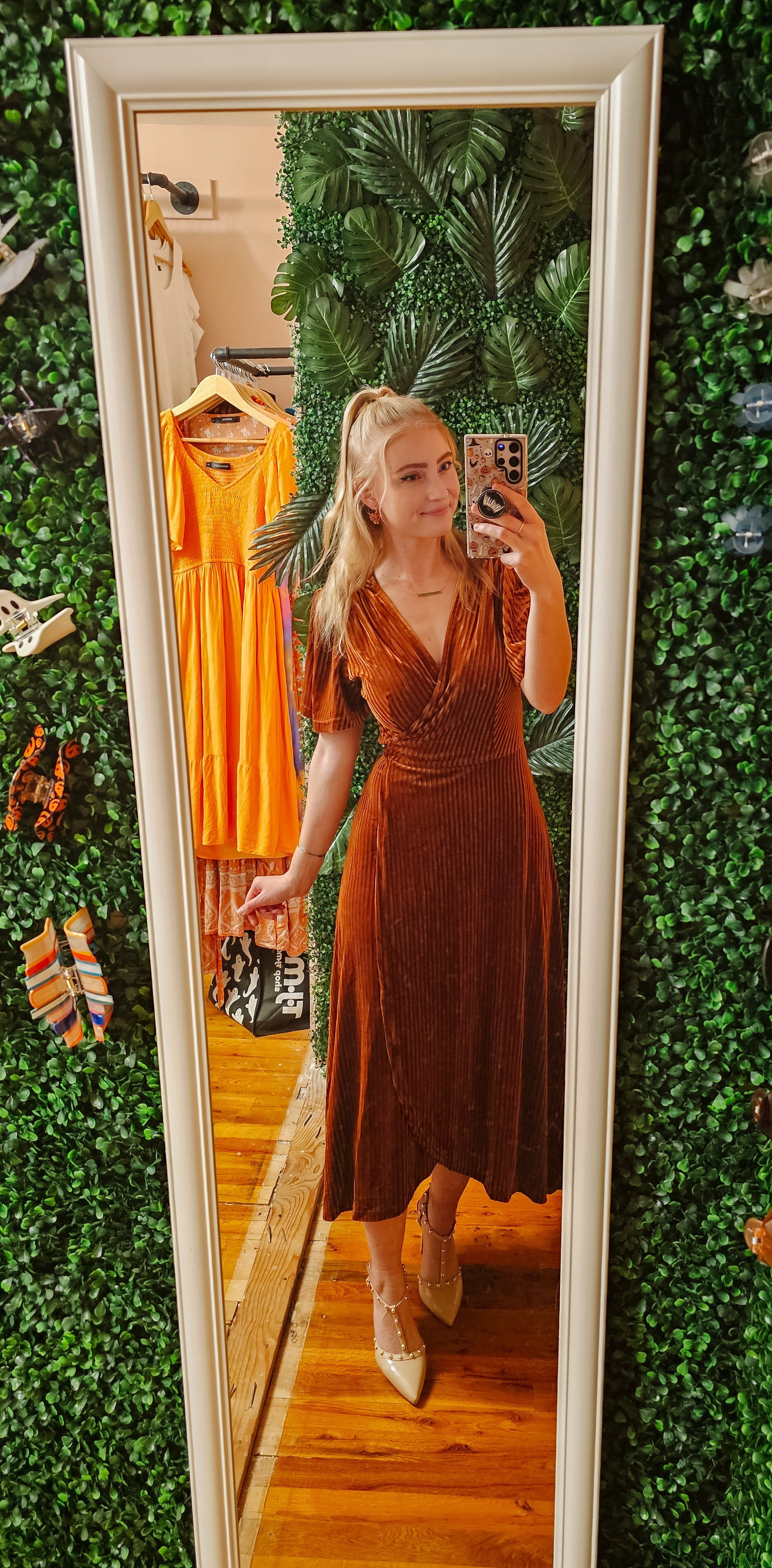 Cute fall/thanksgiving dress outfit idea. Fits TTS. 

#LTKFindsUnder100 #LTKHoliday #LTKStyleTip