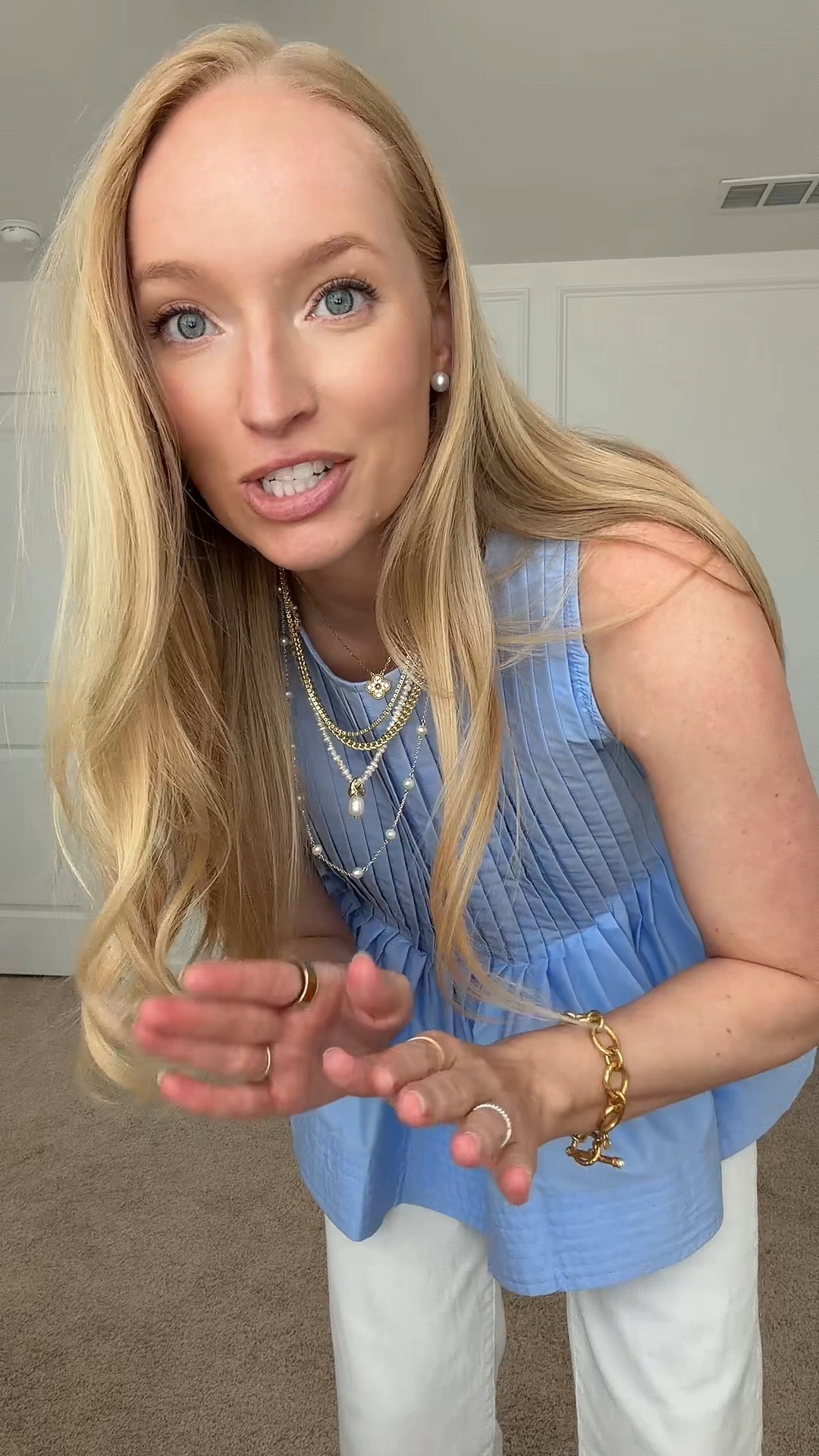 This $26 Walmart top looks just like one so got from Anthro! So cute for spring paired with jeans and maxi skirts. I’m wearing a size small 

Spring outfit // Walmart haul // Walmart outfit // white jeans // spring flats // spring shoes 

#LTKootd