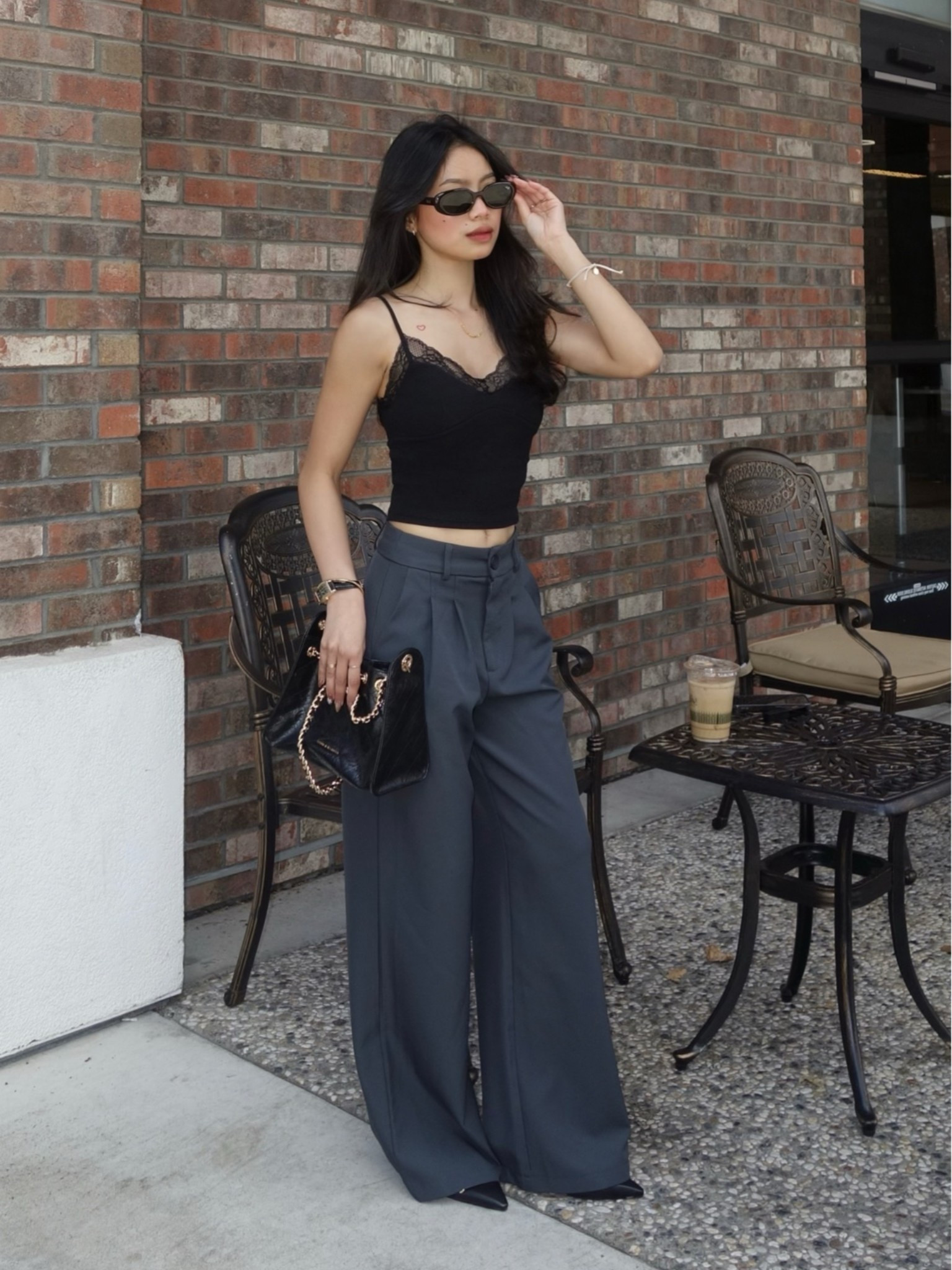 Basic outfit!

(Also looked for an alternative link just in case it gets sold out 😉)

#LTKootd