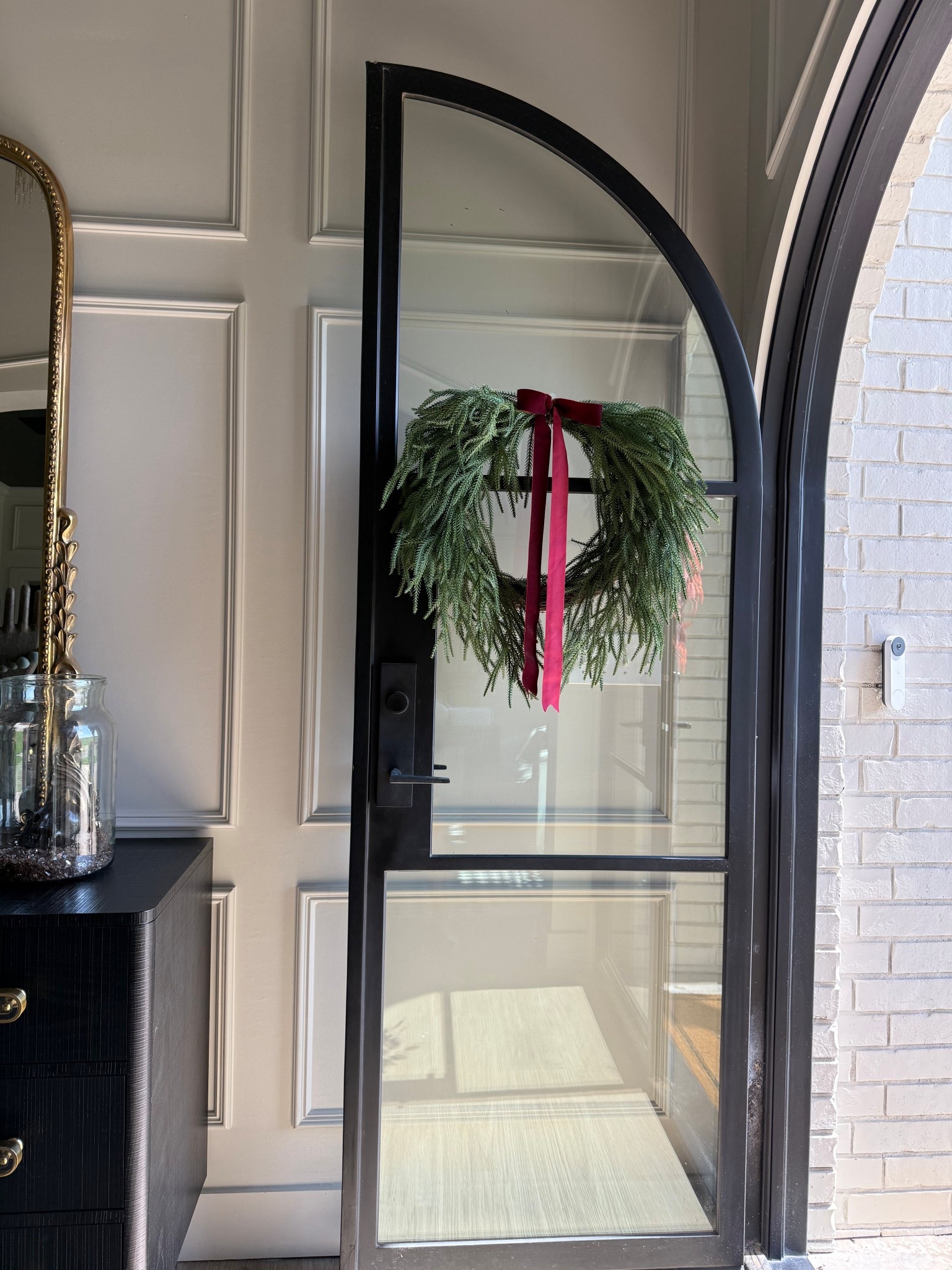 Pretty holiday wreathh

#LTKHome #LTKHoliday #LTKSeasonal