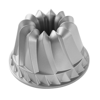 Nordic Ware Kugelhopf Bundt Pan | Williams-Sonoma