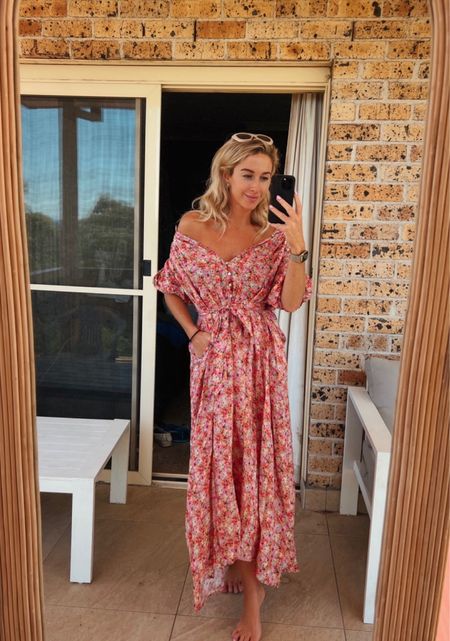 Summer dress inspo 🌺 Shop the similar pink floral midi dress below

#LTKFind #LTKaustralia #LTKstyletip