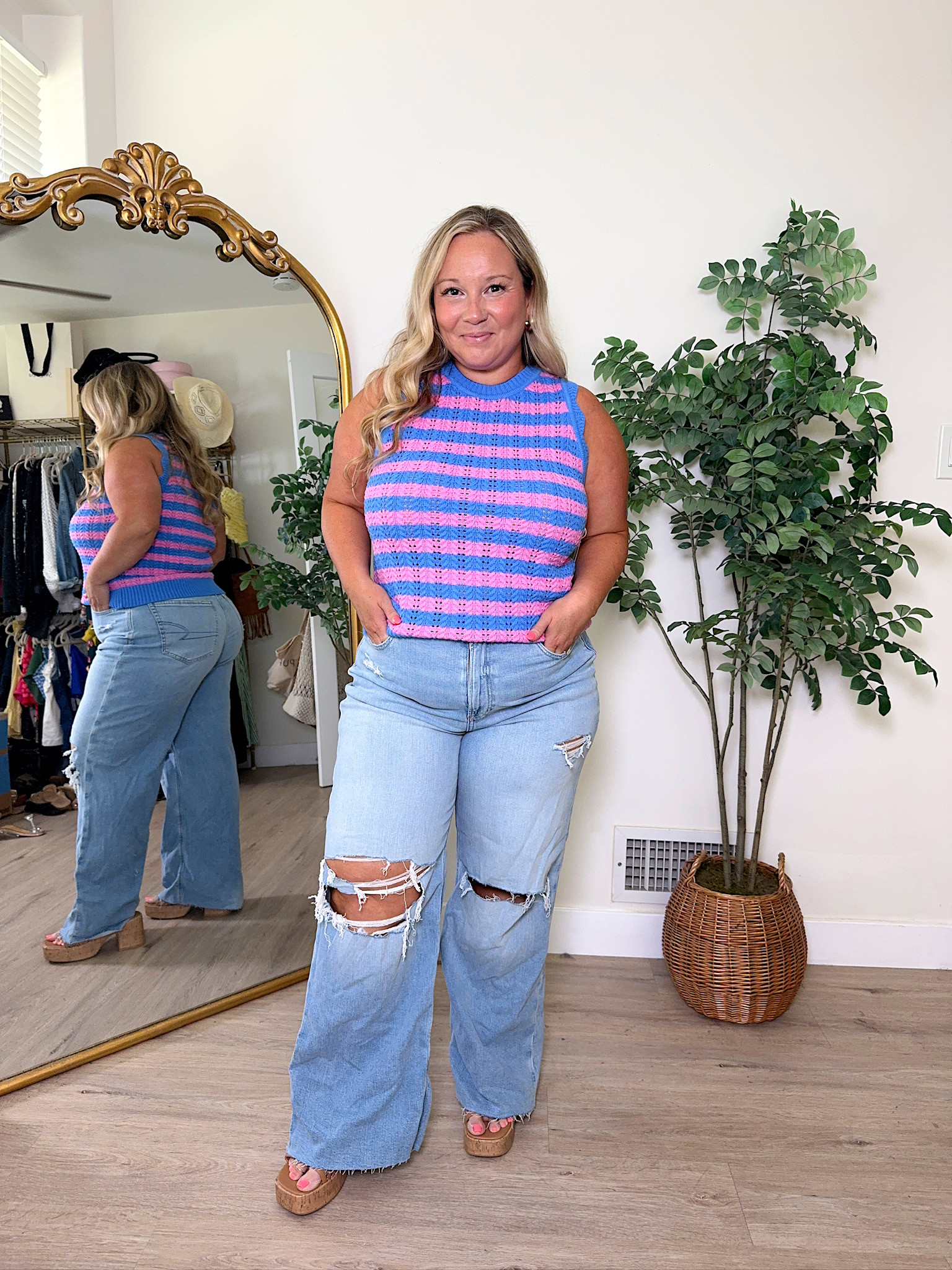 Walmart tank size large 
AE jeans size 12 Short 





Fall outfits women, ootd, sweater, knit, distressed jeans, denim, sandals, fashion, affordable, shelli enright, stylenright 

 #LTKootd #LTKMidsize #LTKPetite