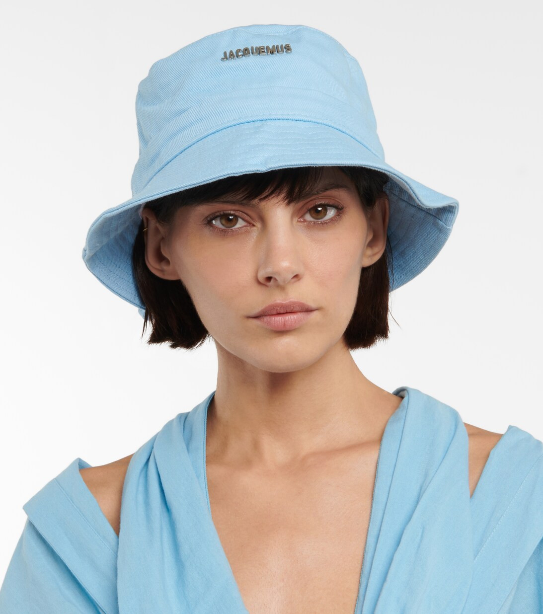 WomenDesignersJacquemusAccessoriesHatsBucket HatsJacquemusLe Bob Gadjo cotton bucket hat | Mytheresa (INTL)