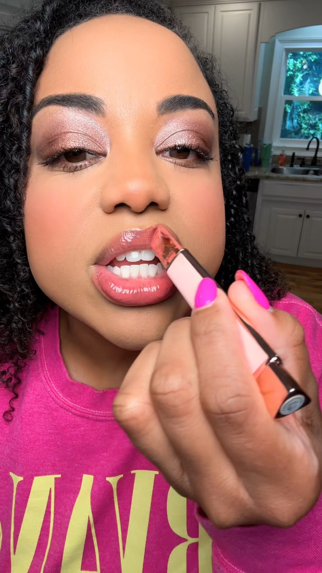 Big, juicy, moisturized lips!! Hydrates like a lip balm, colors like a lipstick and shines like a lip gloss!! #lysbeauty #sephora #lipgloss #lipbalm #lipcolor #makeup
