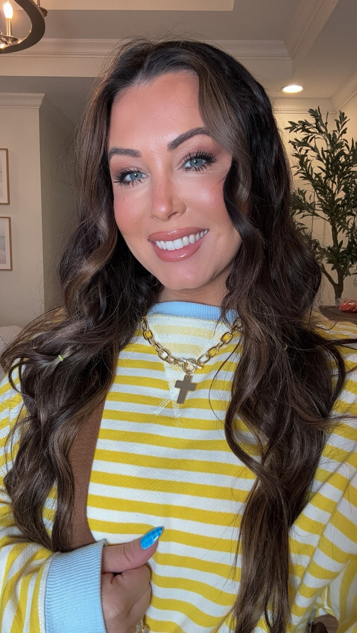 Bauble Bar is running a slight wide sale and one of my favorite necklaces like this chunky cross necklace are 25% off! 

#LTKSaleAlert #LTKWatchNow #LTKStyleTip