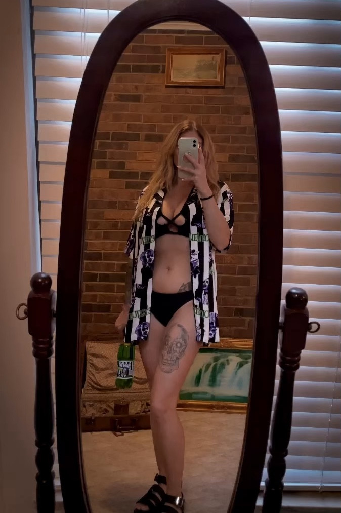 Tim Burton Outfits from @walmart I really am amazed at how much I’ve found in the last couple of weeks! The black jeans are Free People Dupes!! Everything is well made & the Beetlejuice apparel is to die for!!! 🖤🤍🖤
.
.
.
.
#halloween365 #halloweeneveryday #strangeandunusual #beetlejuice #jackskellington #walmartfashion #altfashion

#LTKFindsUnder100 #LTKSeasonal #LTKStyleTip