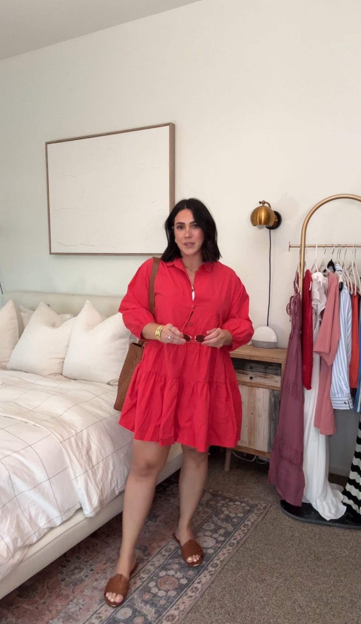 This is the perfect summer dress! Lightweight, airy, functional buttons, pockets, and so cute! 

Bloat friendly dress, teacher dress, business casual dress, summer outfit ideas, summer dresses, spring dress outfits 