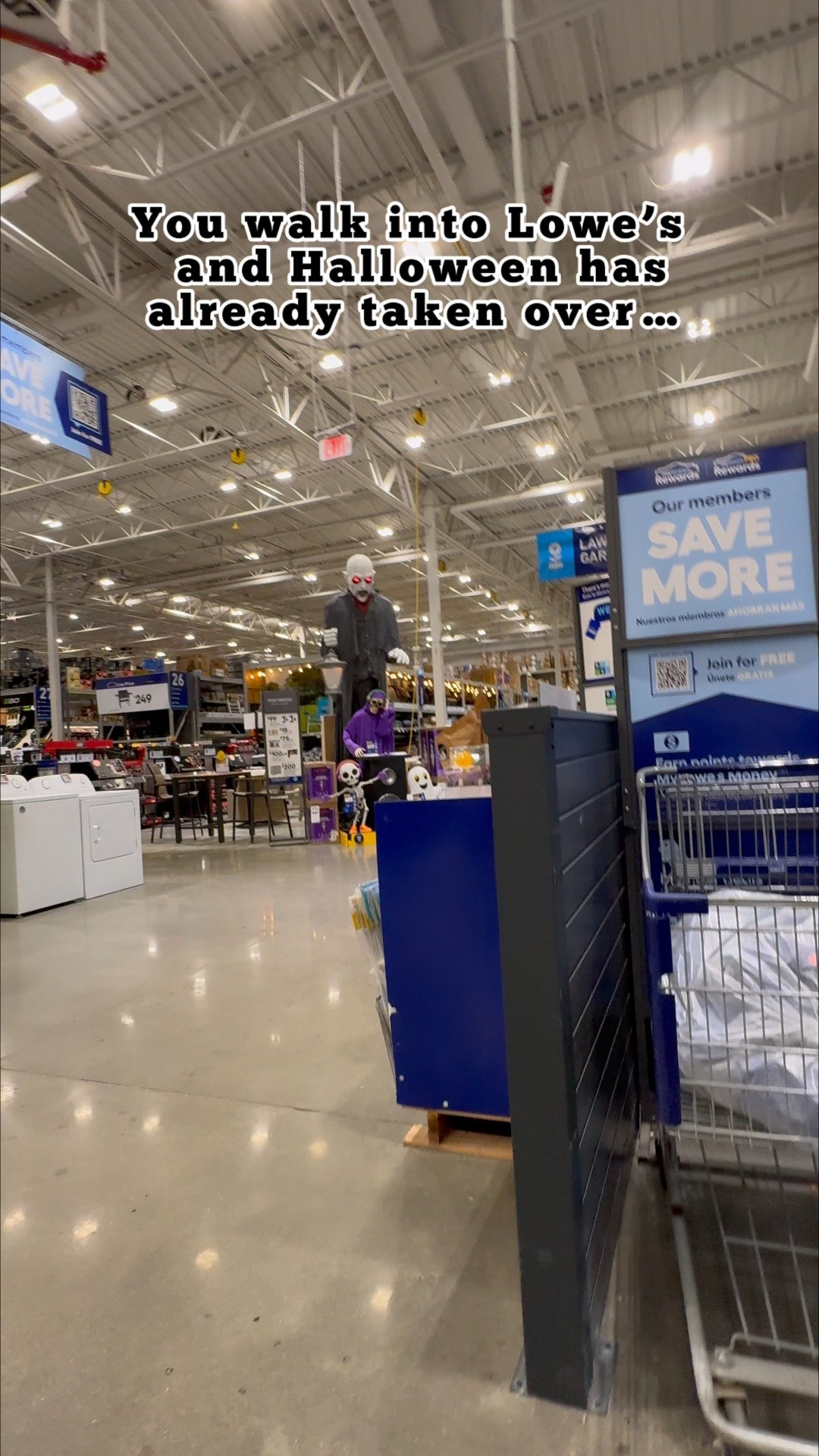Halloween @Lowes it’s bbaaaccckkk… #halloween #Lowes #preview

#LTKSeasonal #LTKFamily #LTKHome