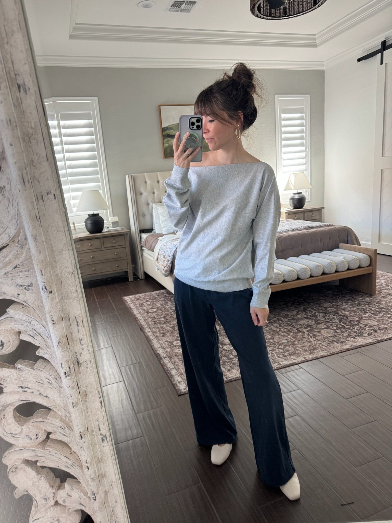 Comfy lounge outfit for a cozy day in. These aritzia pants are so comfy I have them in two colors they go great with this off the shoulder top and Amazon flats. 

I’m 5ft2 not alterations needed 

Top XS 
Pants xs


#LTKSeasonal #LTKPetite #LTKStyleTip