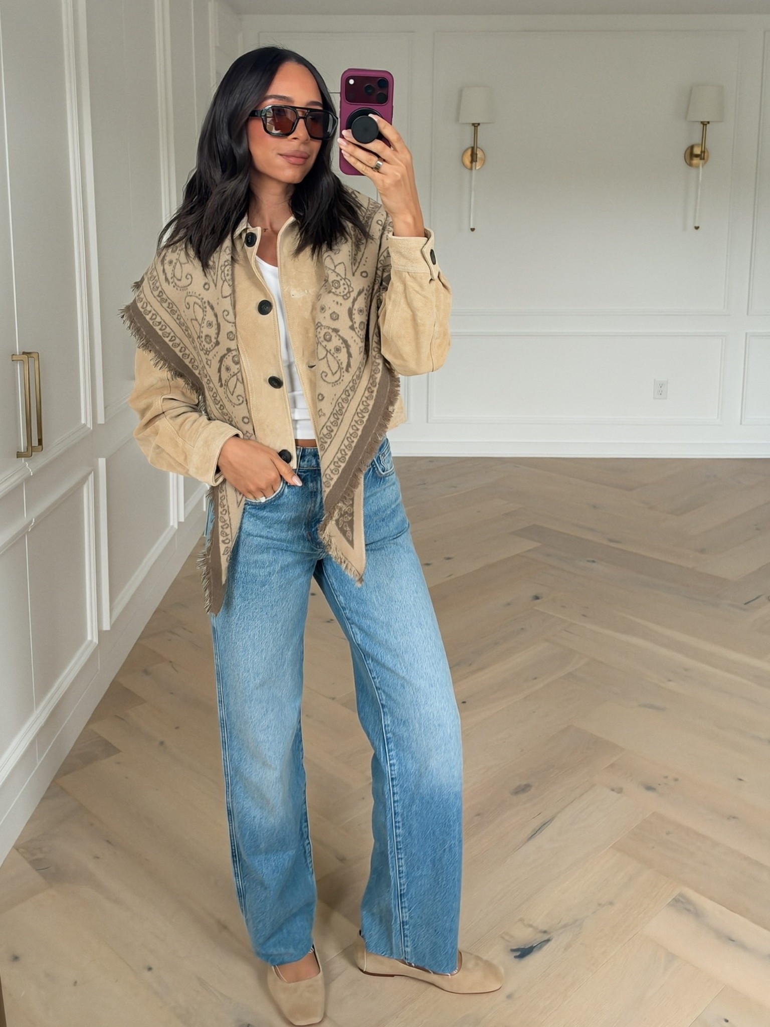 Fall outfit! Wearing size S white tank, size S suede jacket, and size 27 mid-rise straight leg jeans

fall fashion, casual outfit, date night outfits, fall fashion hauls, jeans, designer jeans, fall jacket, bandana print