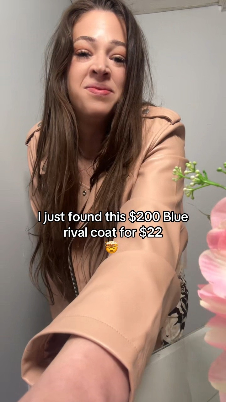 Still not over the fact that I got this beauty on sale 😌
She looks designer, but she’s not. Size L I’m 5’7 150 
#FringeJacket
#LeatherJacketStyle
#WesternChic
#StatementOuterwear
#LTKStyle

#LTKMidsize #LTKSaleAlert #LTKTall