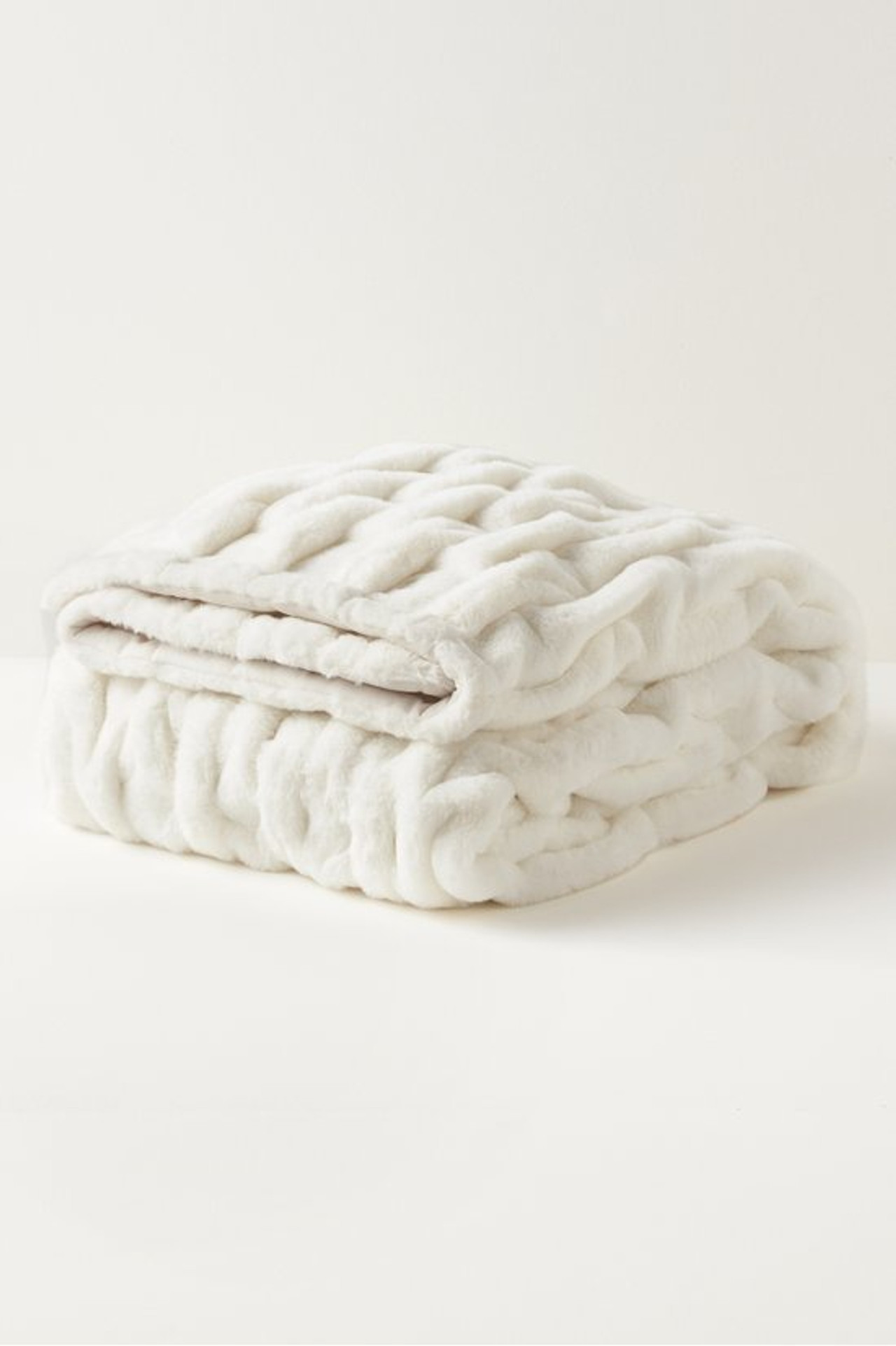 La Parisienne Faux Fur Throw | Soft Surroundings