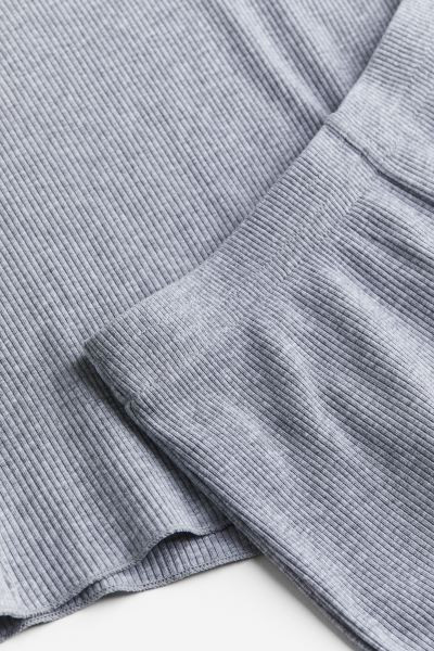 Ribbed Pajama Top and Pants | H&M (US + CA)