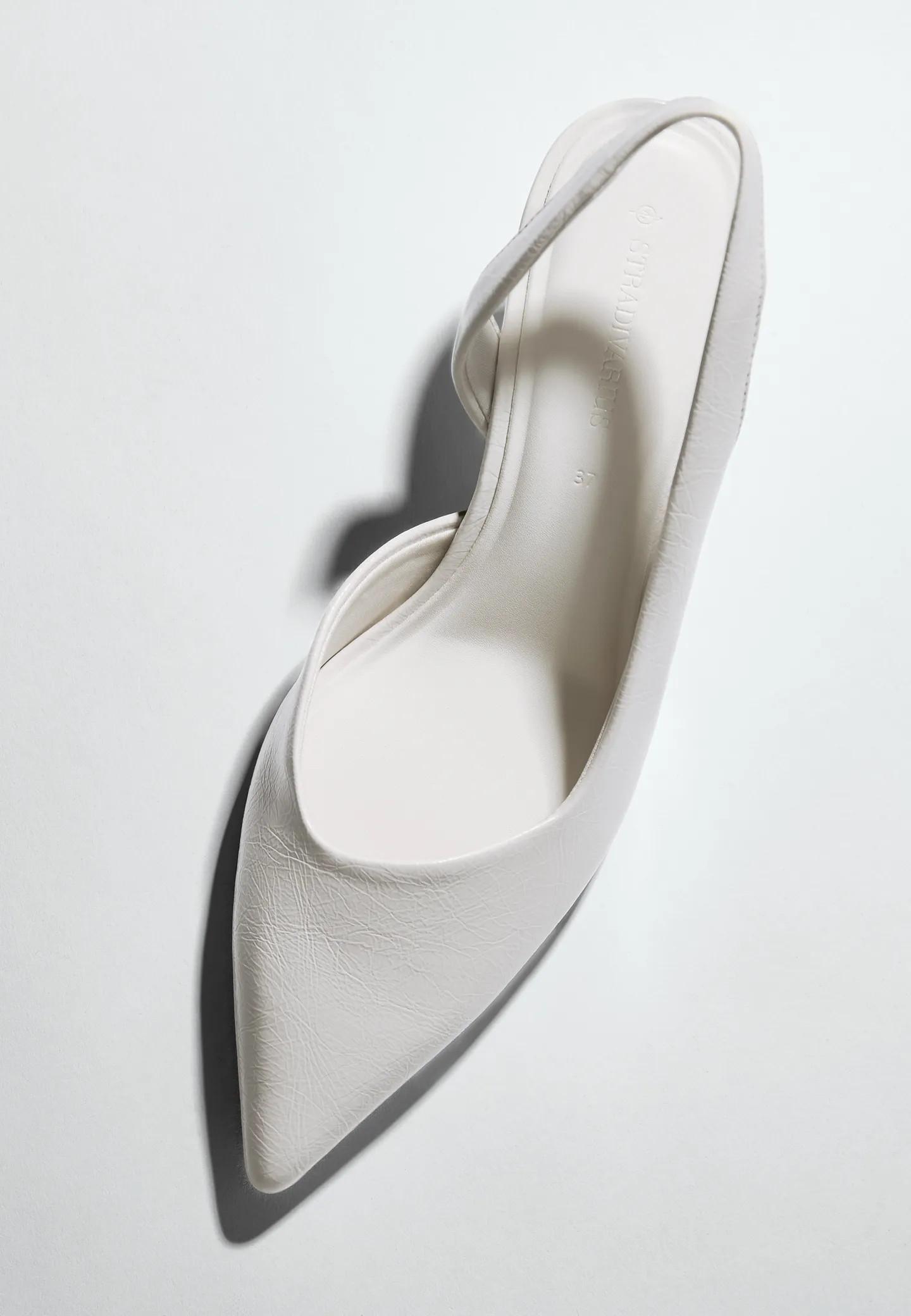 Basic heeled shoes | Stradivarius (UK)