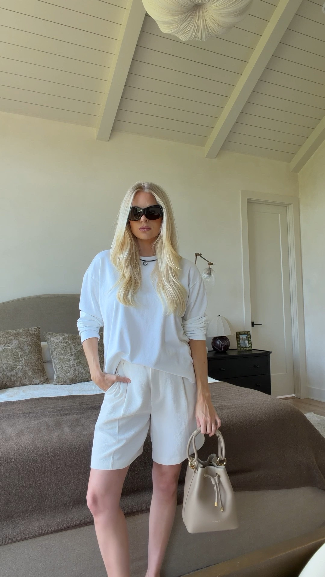 SIZE: med in tee, 8 in shorts (light birch), shoes run tts (linked similar)! #kathleenpost

Comfy chic outfit, coffee run look, lunch date look

#LTKootd #LTKSeasonal