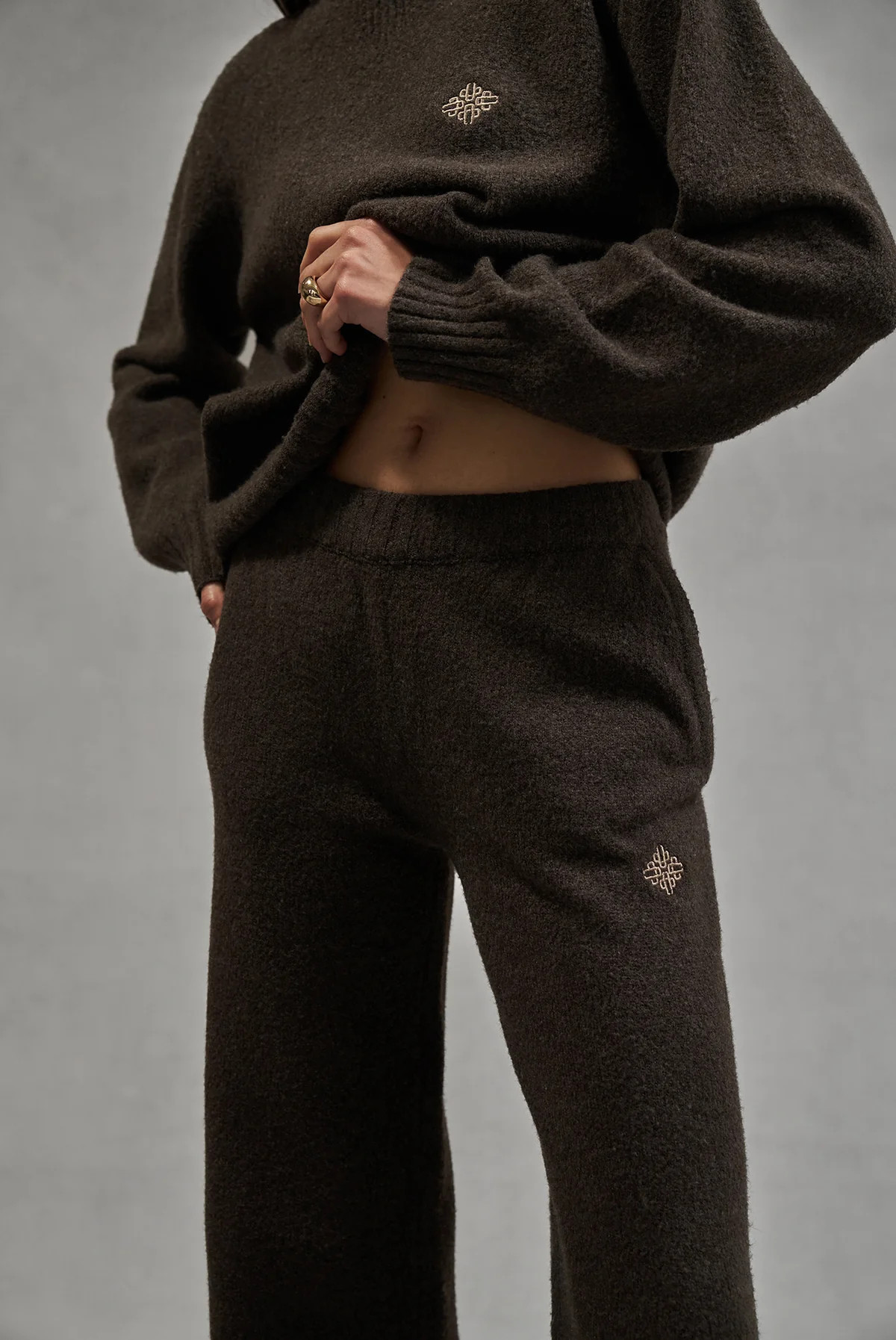 FLUFFY KNIT EMBLEM EMBROIDERED JOGGER - BROWN | The Couture Club