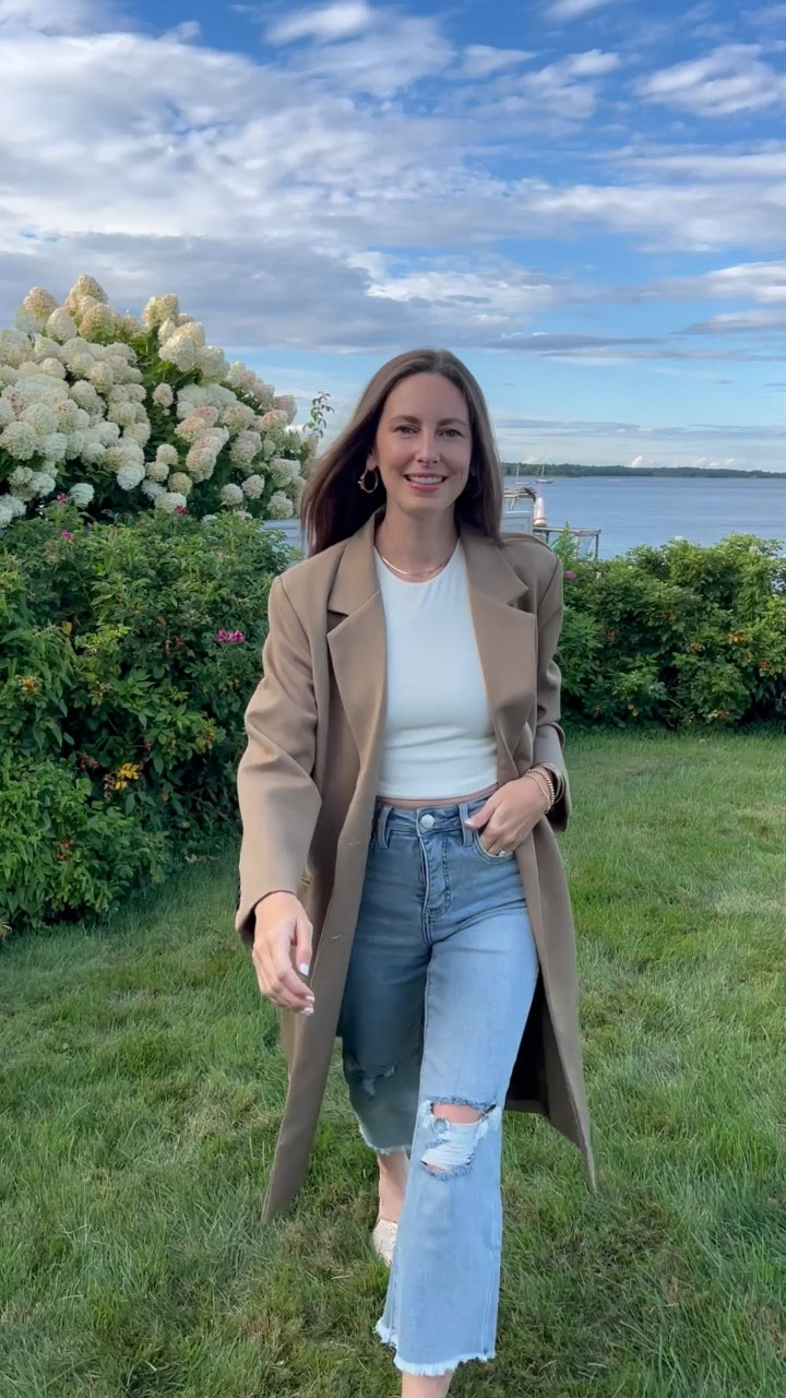 Summer faves that transition to fall, comfy crop tank, classic jacket, fall coat, mom jeans, mom outfit, fall mom fit 

#LTKSeasonal #LTKStyleTip #LTKWorkwear