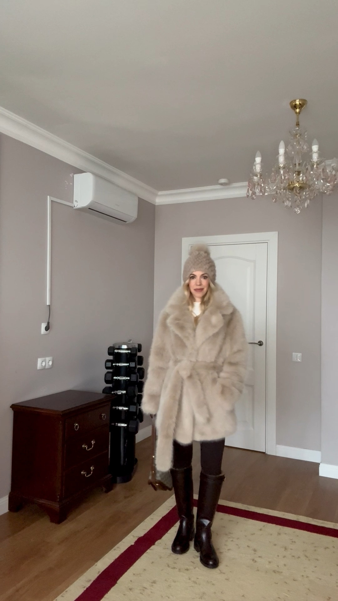 Beige faux fur coat, Zara dark brown leggings, Zara brown leather snow boots, cozy winter outfit 

#LTKOver40 #LTKFindsUnder50 #LTKSeasonal