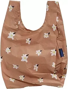 effortless summer look 🖤🖤 wearing @cuyana mini double loop bag