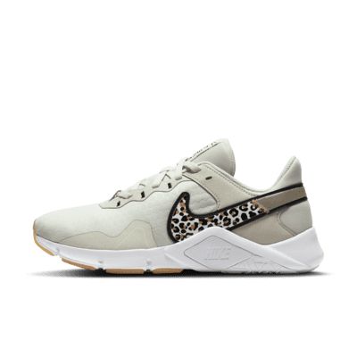 Nike Legend Essential 2 Premium | Nike (US)