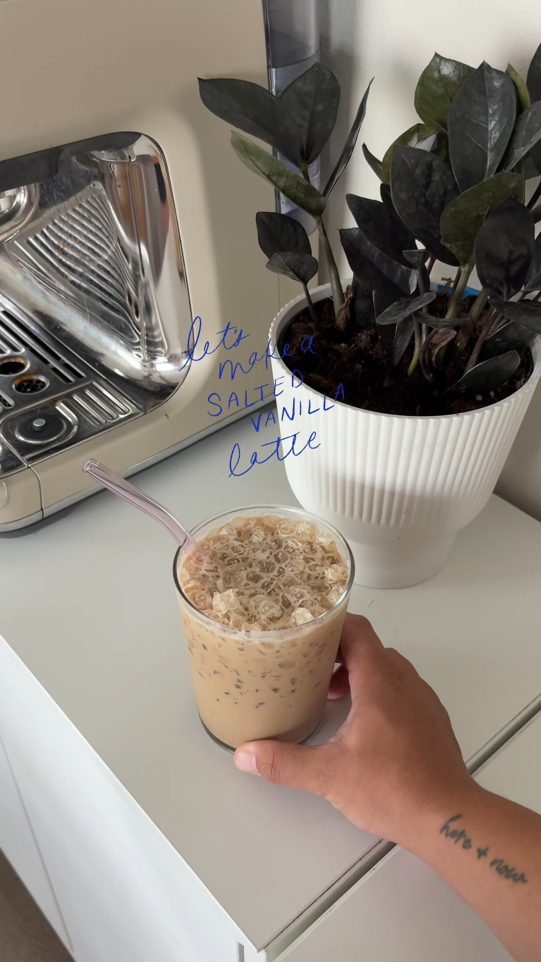 salted vanilla latte 🤤 #athomecafe #icedlatte 

#LTKHome
