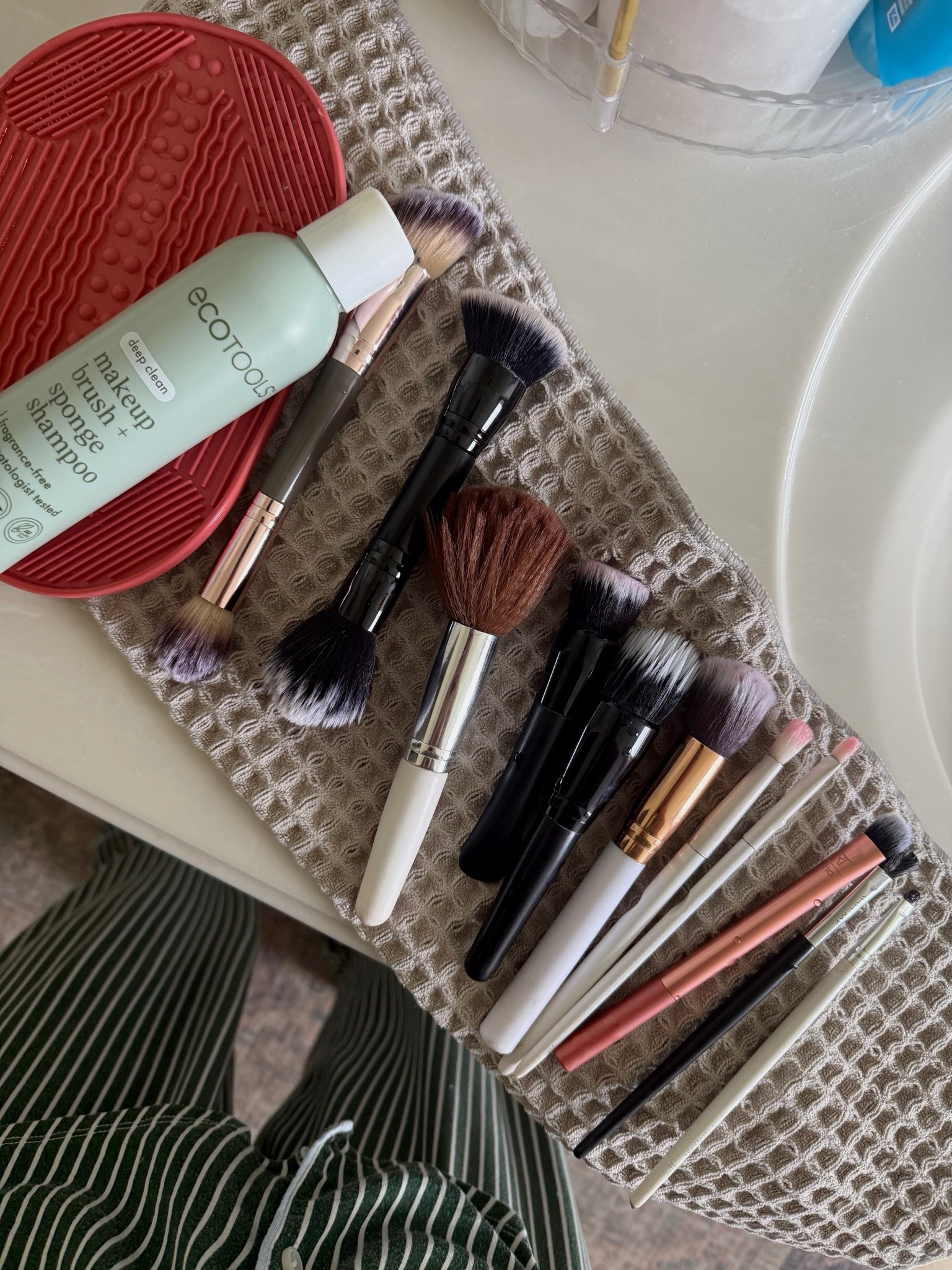 #makeup #brushes #cleaner

#LTKBeauty #LTKHome #LTKselfcare