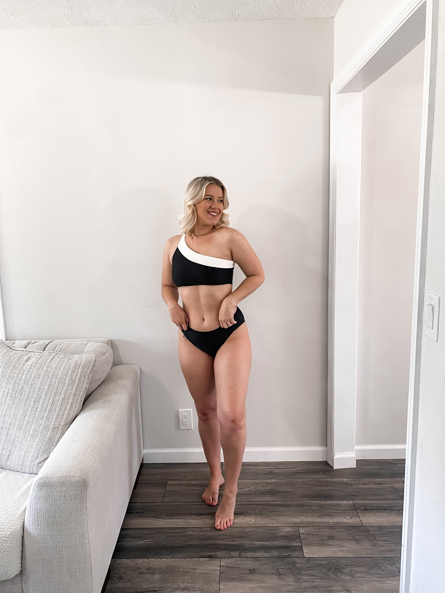 Bikini top & bottom: Size 6