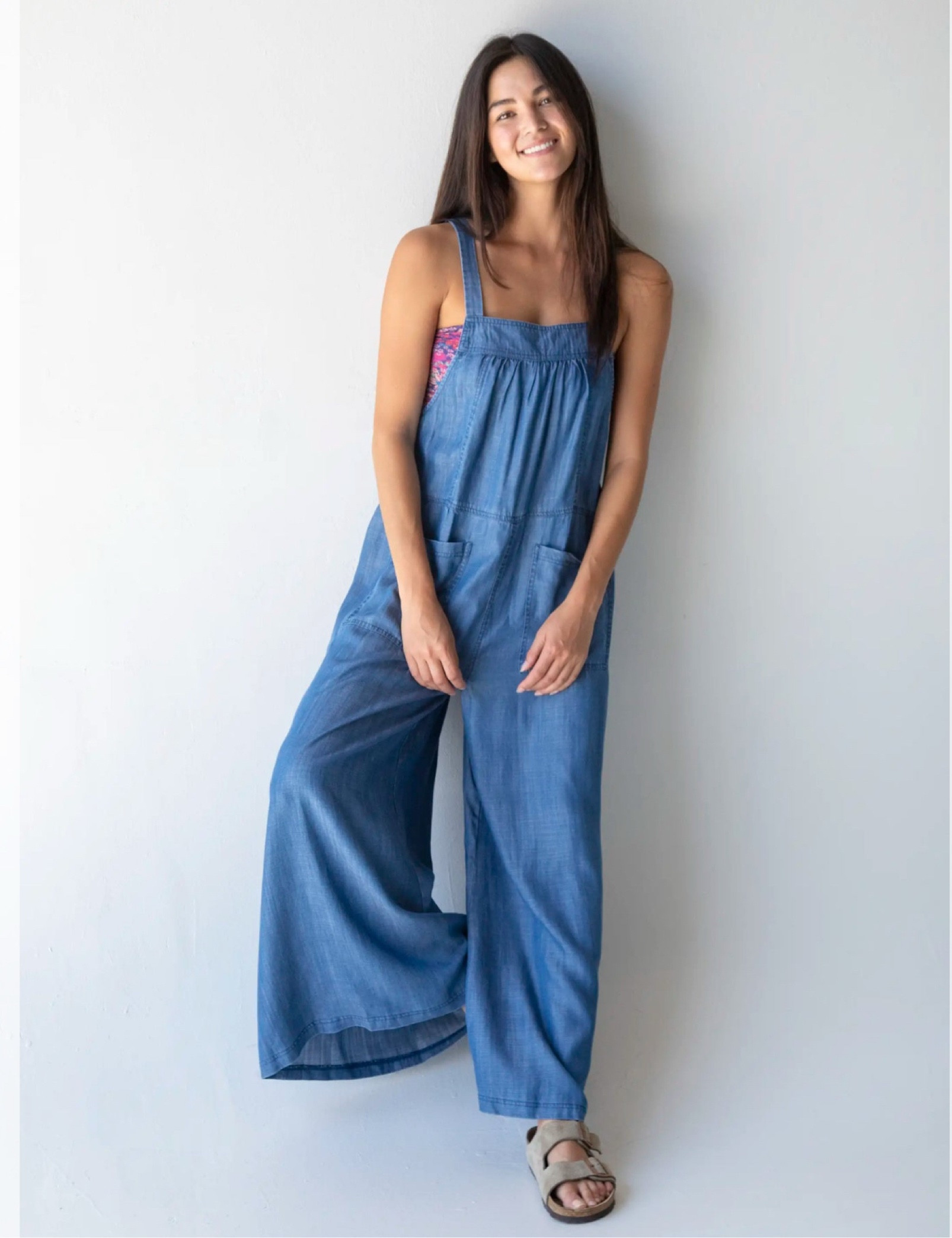 Super cute overalls that are flirty and fun for the spring and summer! 

#overalls #spring #summer #springfashion #boho #bohofashion #hippie #naturallife #comfy #cozy #wideleg

#LTKMidsize #LTKSeasonal #LTKStyleTip