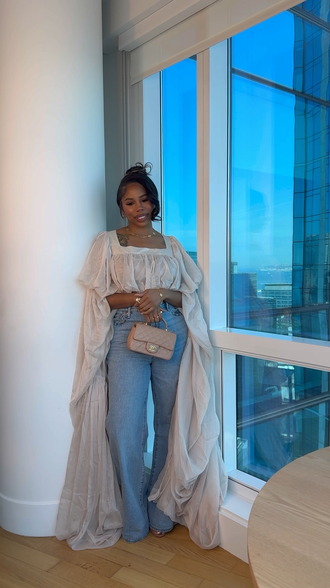 🚨RESTOCKED! I loveeee this outfit besties! & I linked similar options for you. And of course the jeans are linked as well

#LTKgrwm #LTKootd #LTKvlog