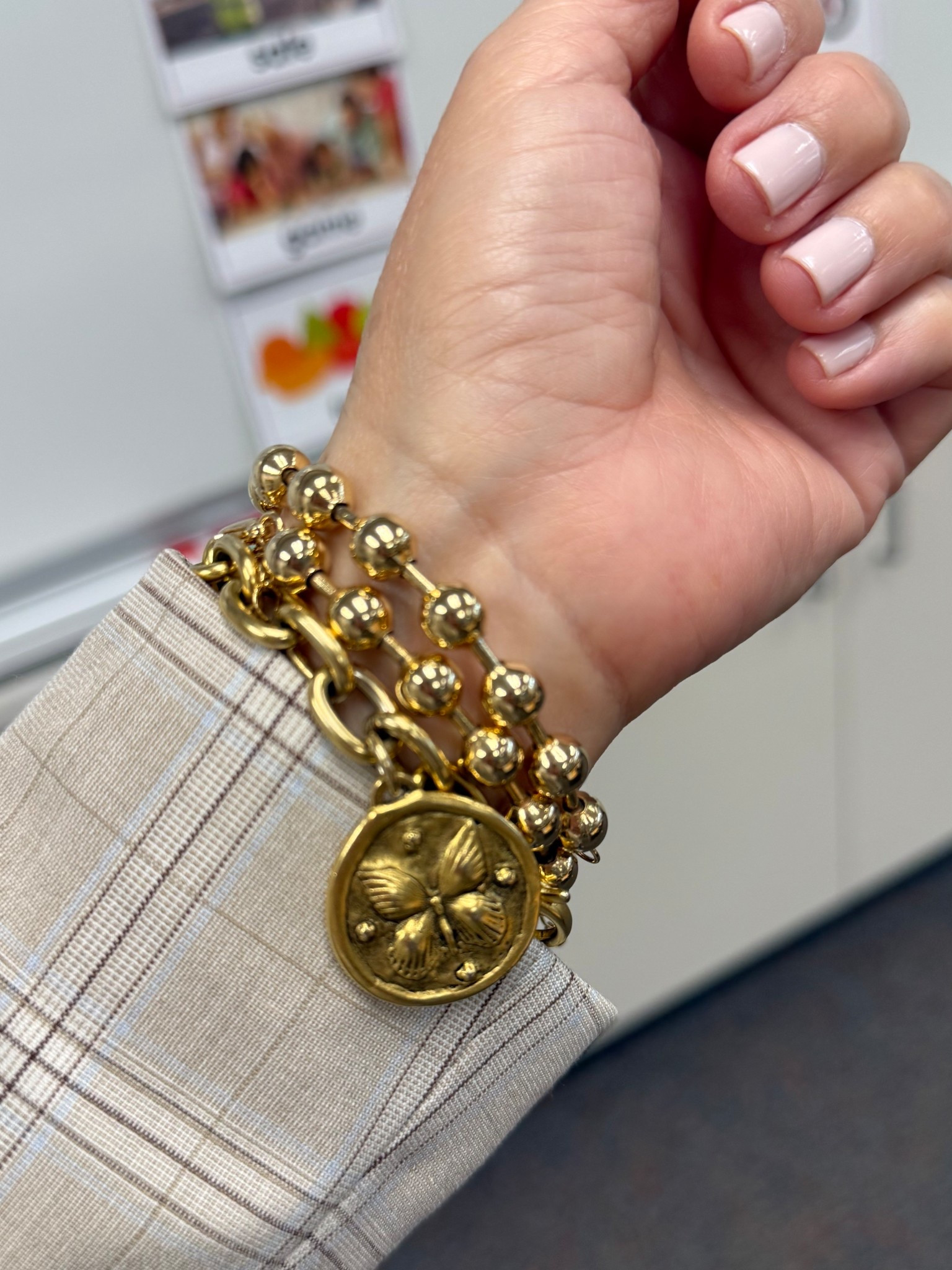 Spring mani + bracelet stack

Discount Code: MARCI15 for bracelets ✨
>> wearing 2 of the 8mm beaded bracelets/ linked correctly but has incorrect description 


Bowood Lane | Ann Taylor | OPI | Sam Edelman 🌸

#LTKPetite #LTKootd #LTKWorkwear