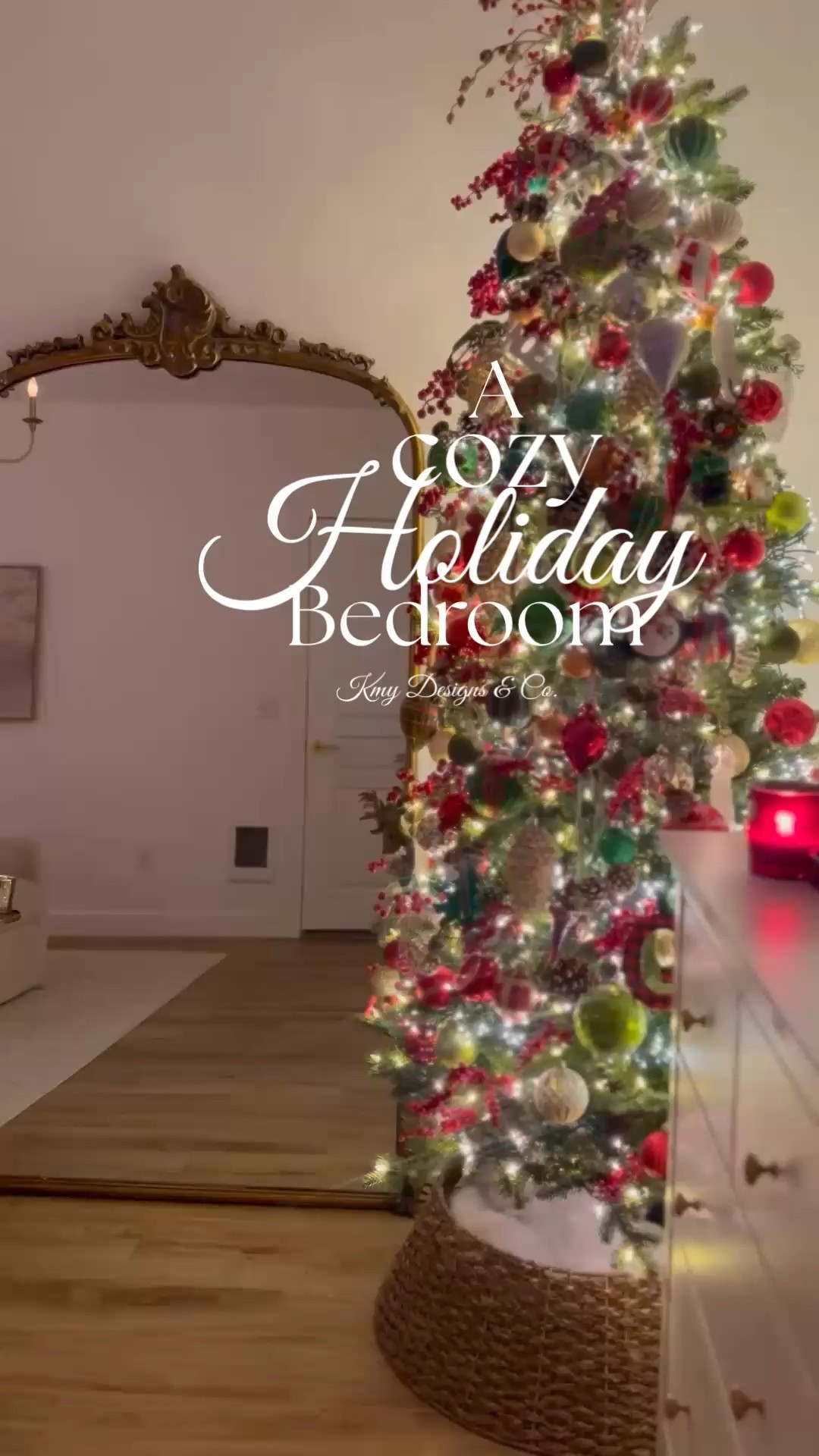 A cozy Holiday bedroom, filled with warmth, charm, and all of the coziness of the Christmas season. 

Add that magical holiday touch to your bedroom this holiday season! ✨🎅🏼

#LTKChristmas

#LTKSeasonal #LTKHoliday #LTKHome