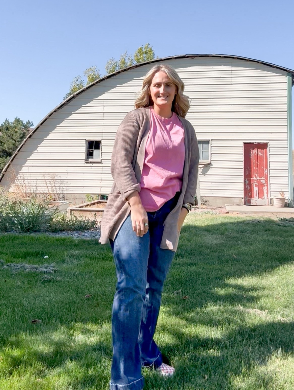 Casual fall fit a little comfy a little dressy. Kimes Jennifer jeans sized up to a 12

#LTKSeasonal #LTKMidsize #LTKFallSale