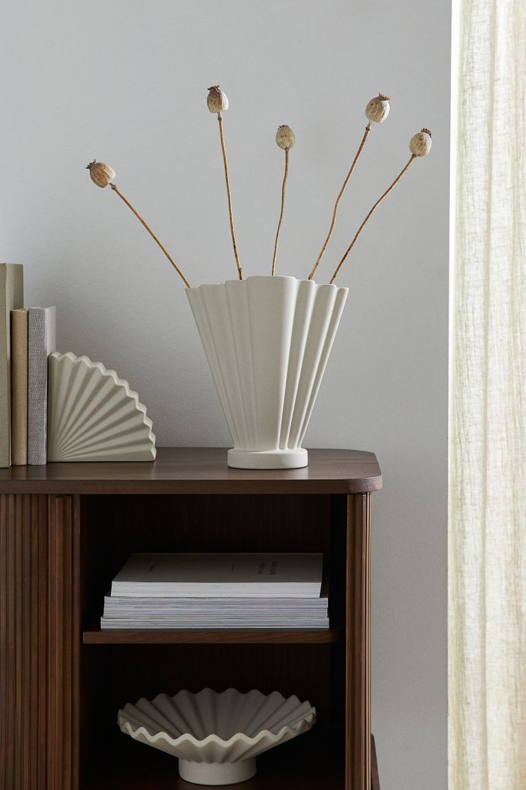 Large Stoneware Vase | H&M (US + CA)