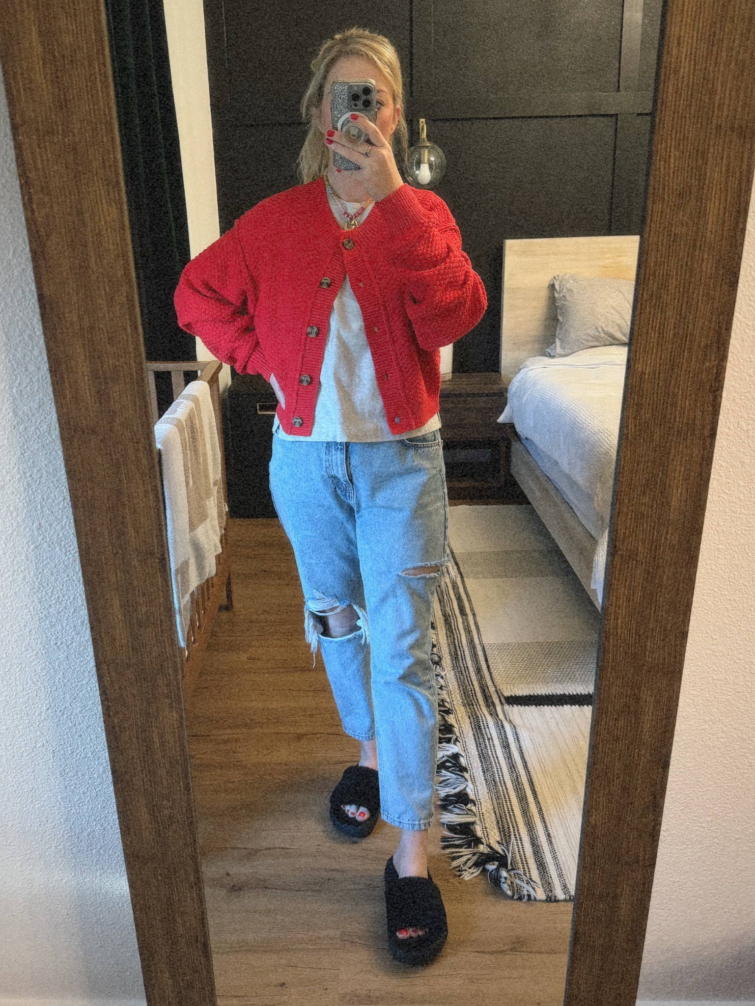 Loving my new Free People cardigan. I ❤️ this shade of red.  

#LTKFindsUnder100 #LTKStyleTip #LTKSeasonal