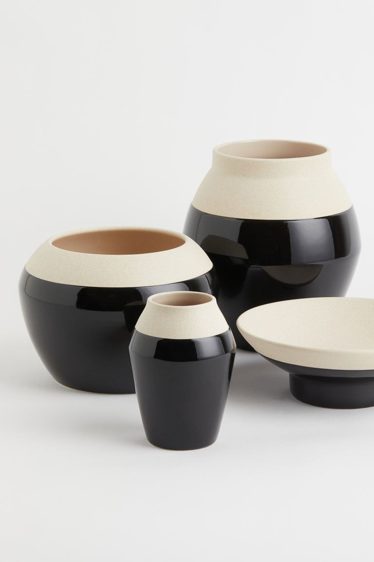 Small Stoneware Vase | H&M (US + CA)