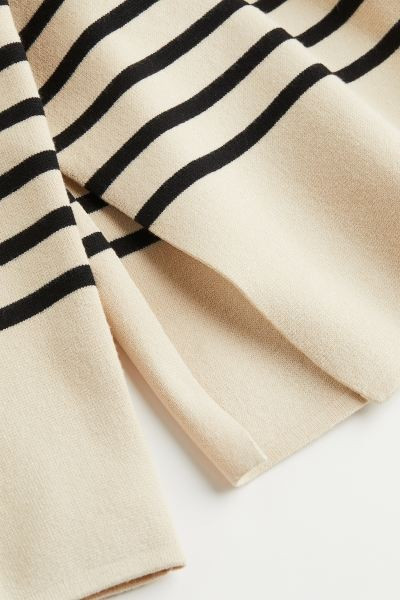 Jersey de punto con cuello perkins | H&M (FR, IT, ES, PT, BE)